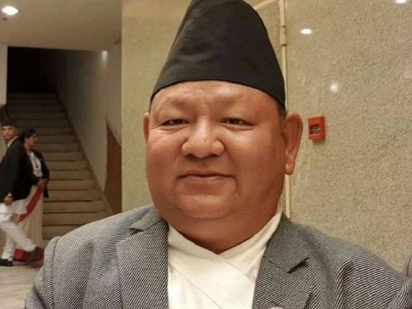 मन्त्री आले रामेछाप आउँदै