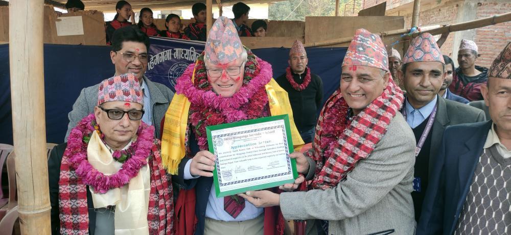 आफ्नो घर बेचेर एडर्सनले रामेछापमा खोले डेन्टल अस्पताल